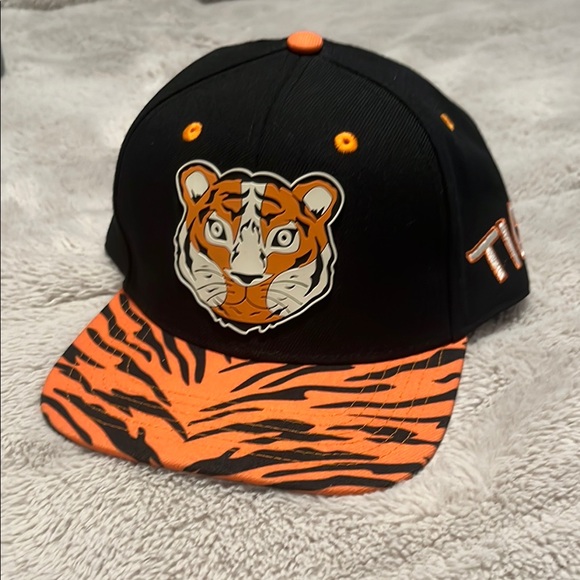 Lids Other - Tiger Themed Kids Cap - Black and Orange
